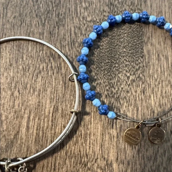 Alex and Ani bundle - Picture 4 of 5
